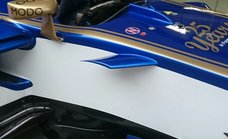 Shanghai | “Nuevo direccionador d flujo en el chasis del Sauber #GPChina” @AlbertFabrega